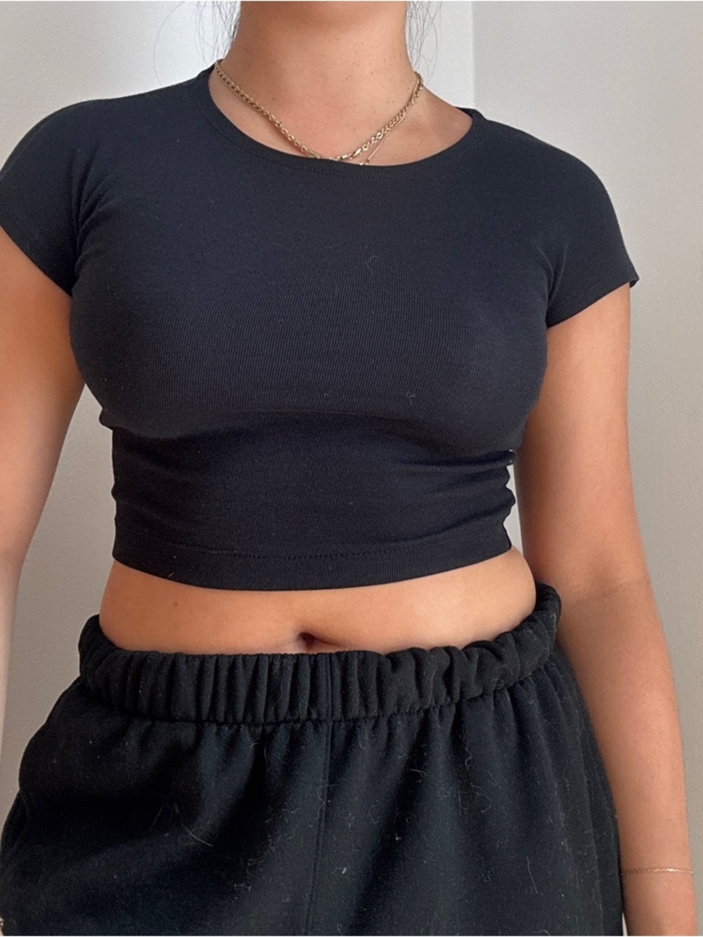 Zara Black Ribbed Short Sleeve Cropped Tee